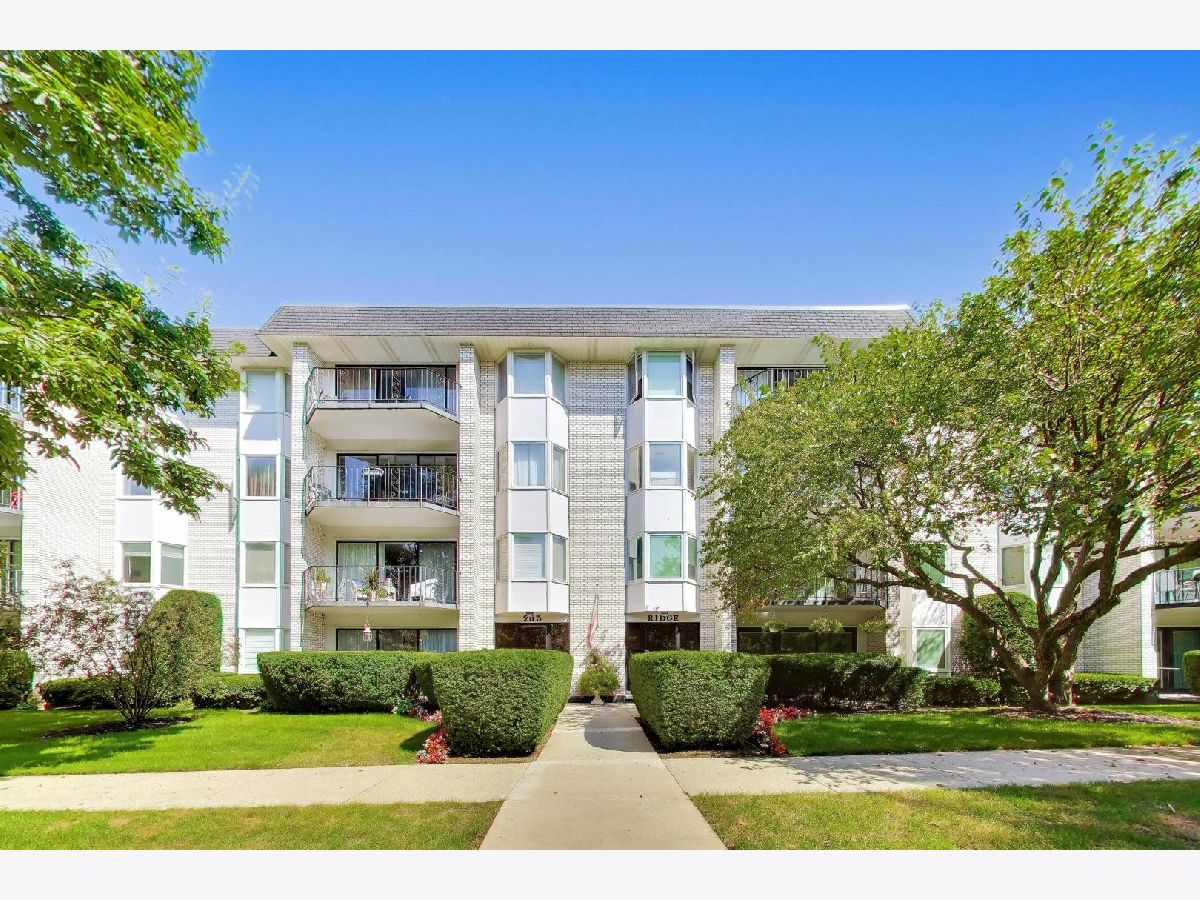  For Sale Wilmette Illinois, 235 Ridge Road