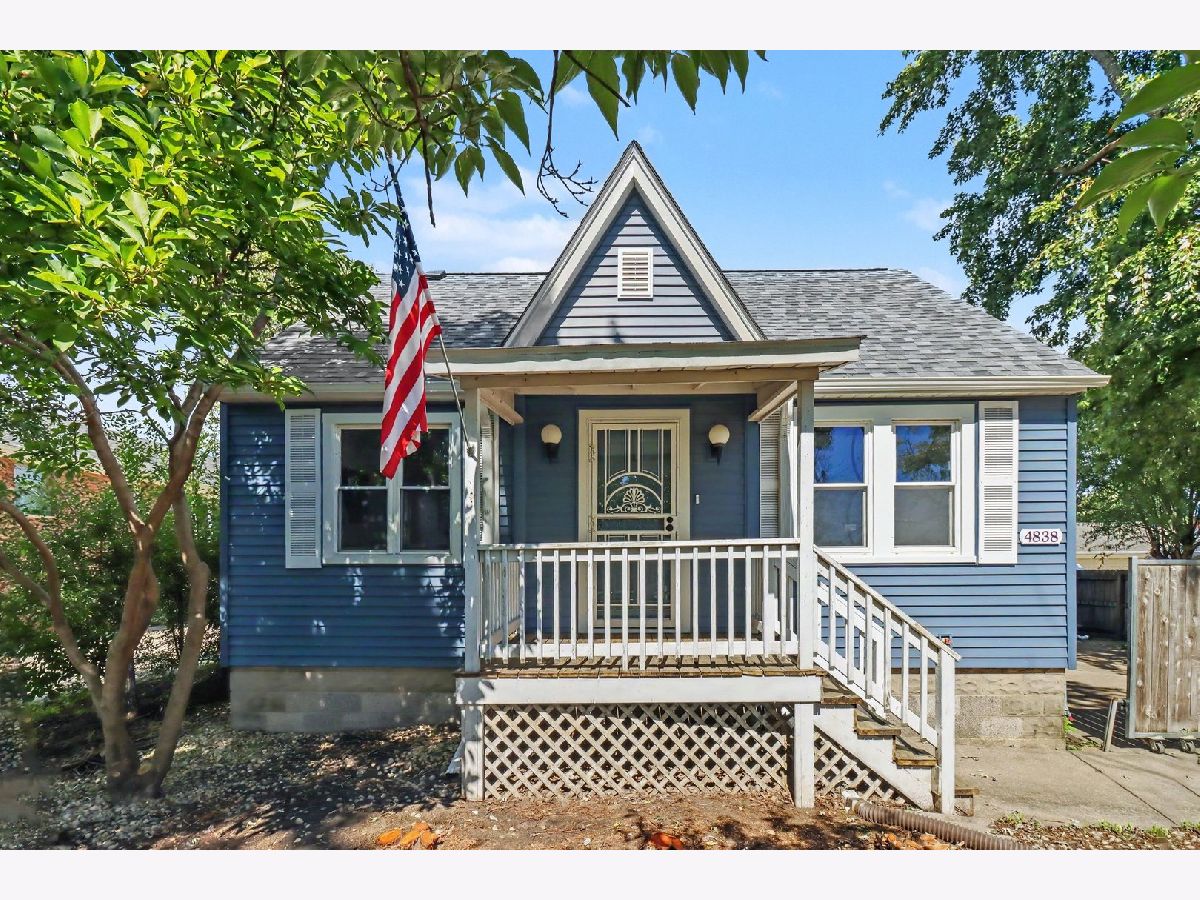  For Sale Crestwood Illinois, 4838 141st Street