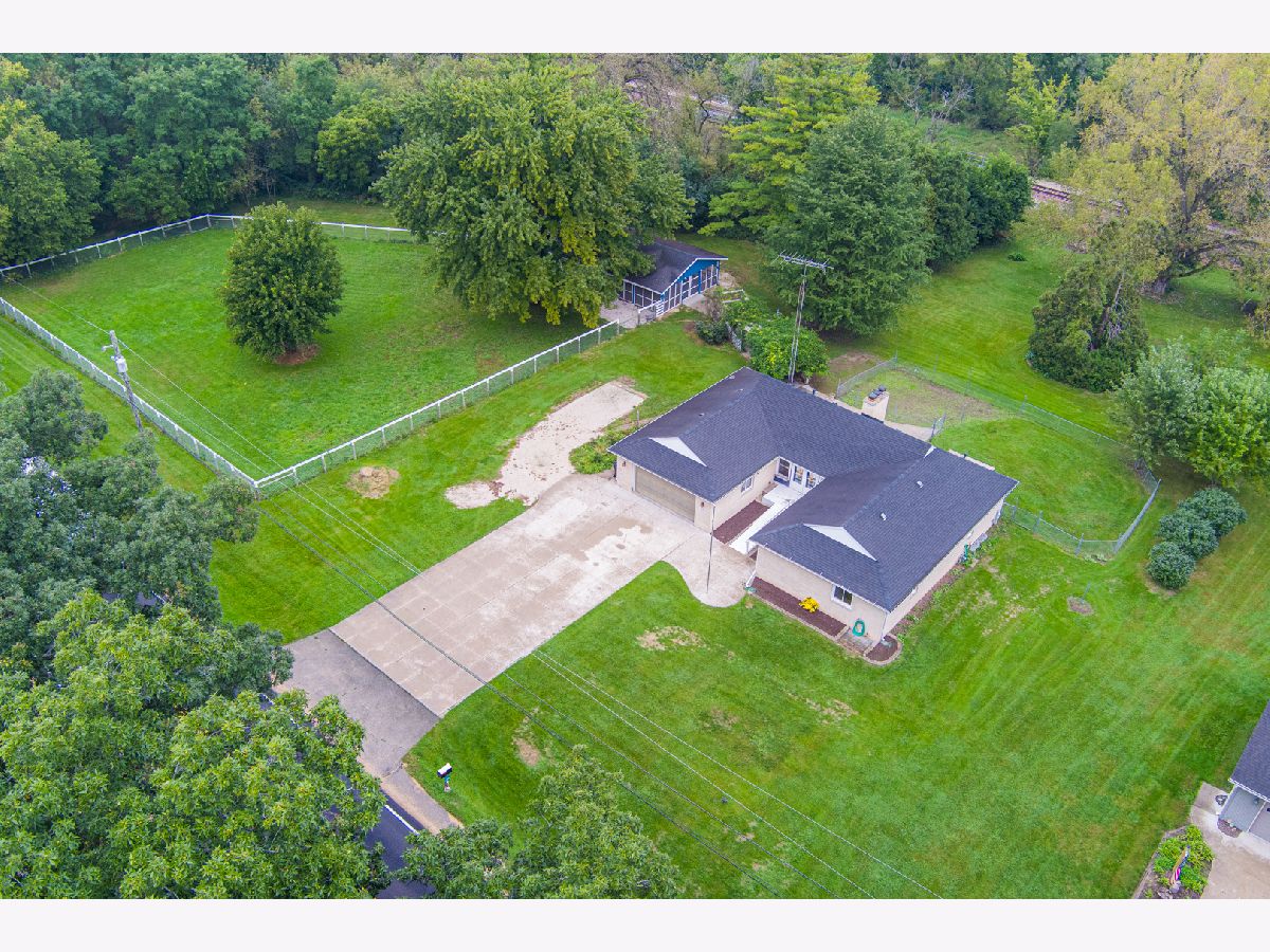  For Sale Genoa Illinois, 32836 Genoa Road