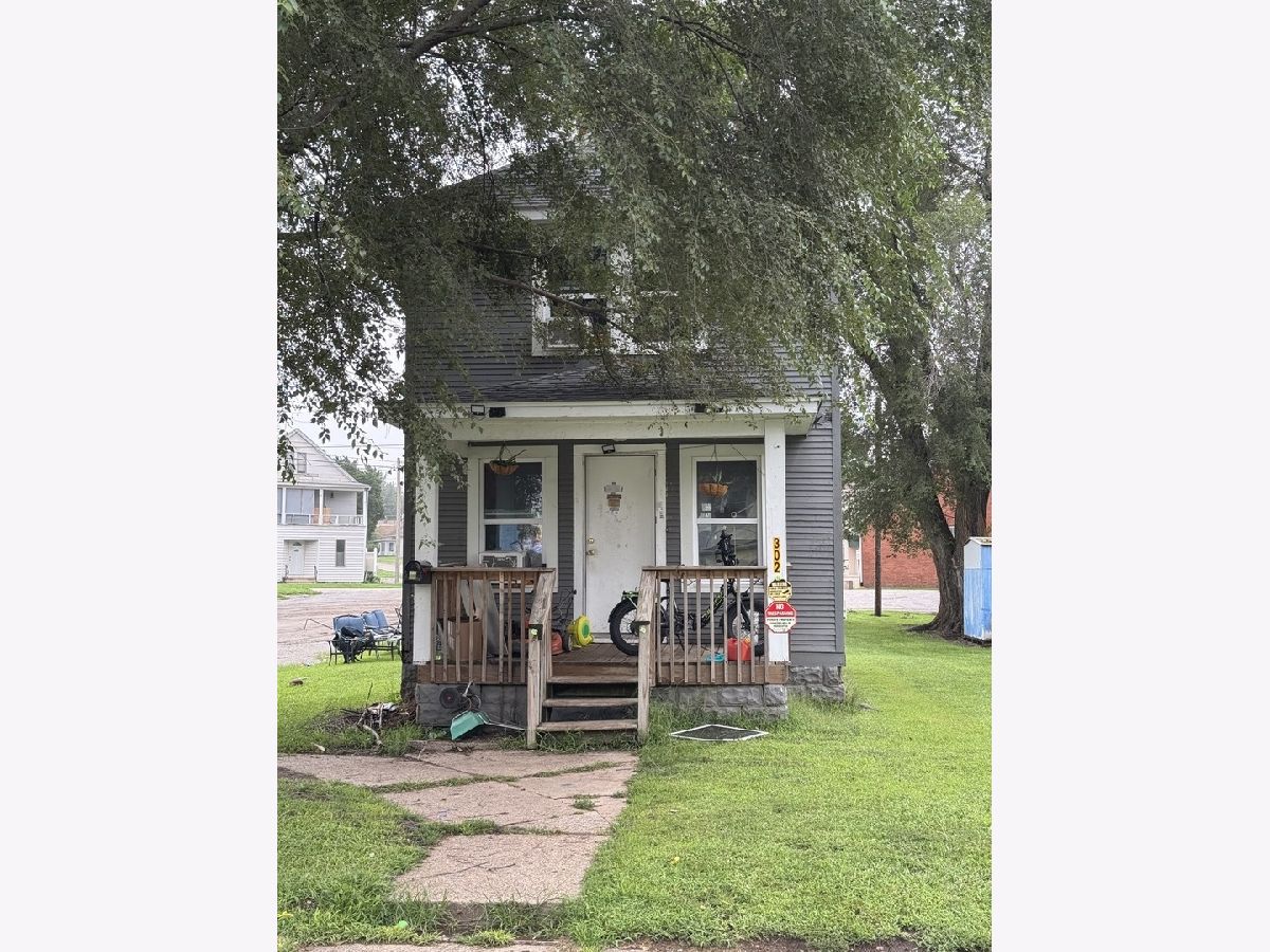  For Sale East Moline Illinois, 302 12th Street