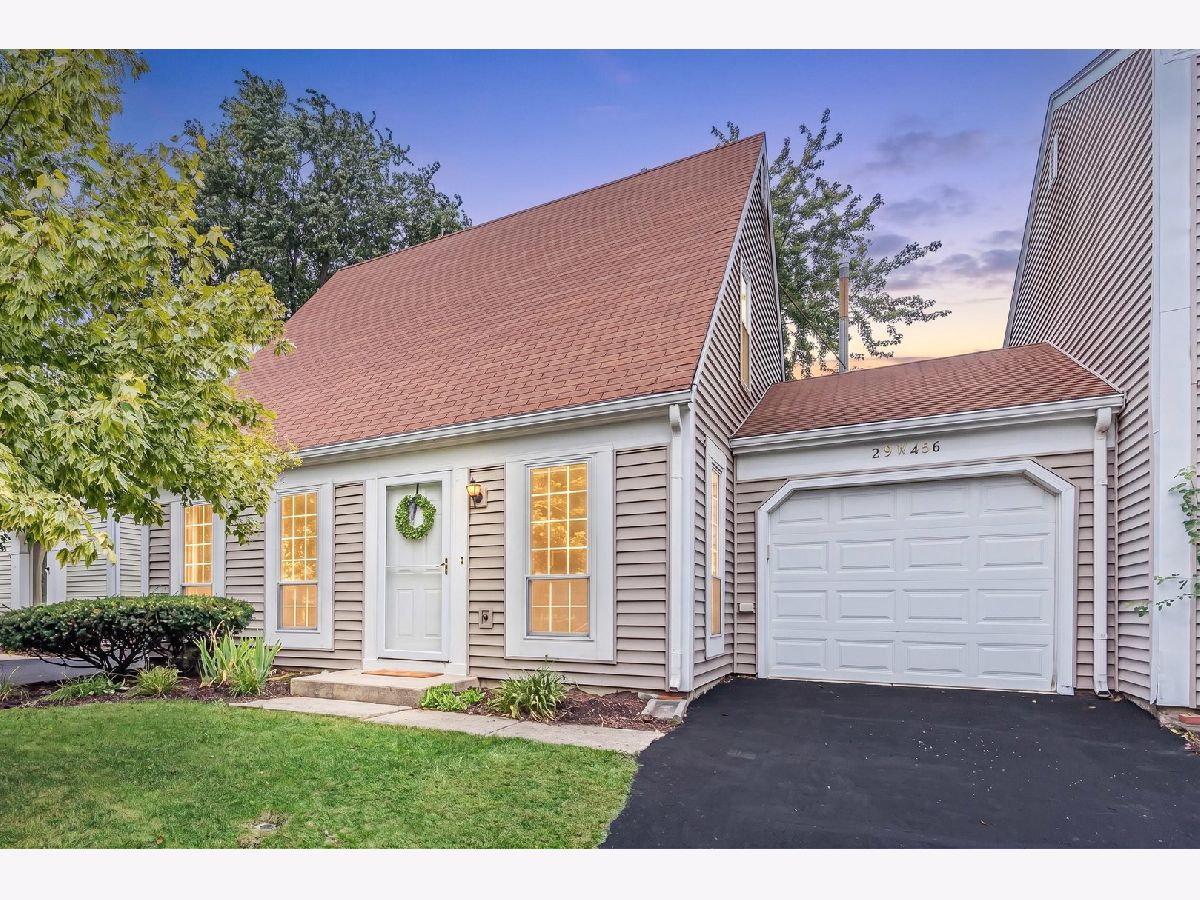  For Sale Warrenville Illinois, 29W456 Blackthorn Lane