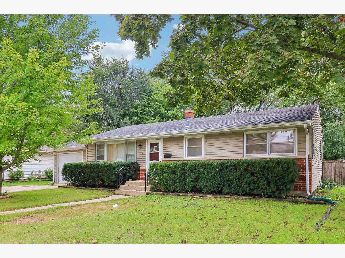  For Sale Cary Illinois, 370 Margaret Terrace
