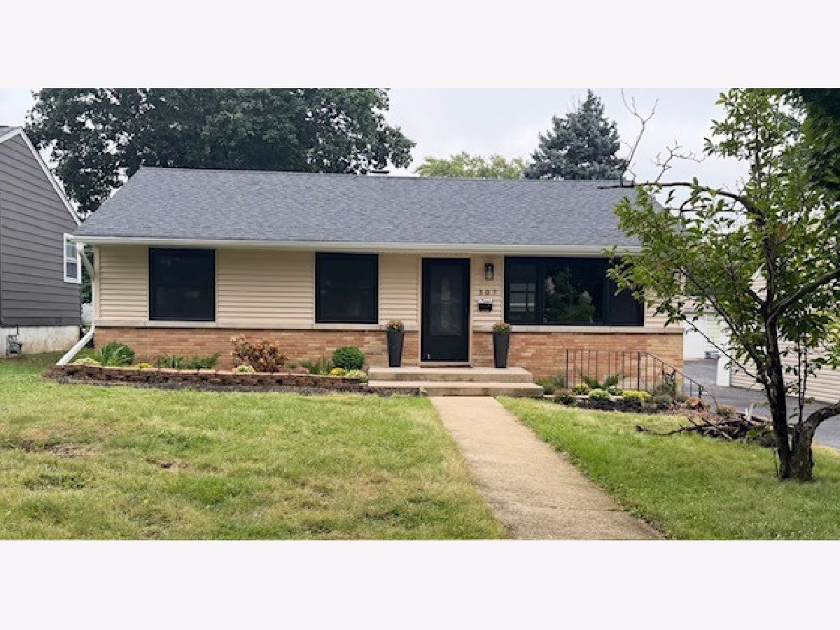  For Rent Wheaton Illinois, 307 Pierce