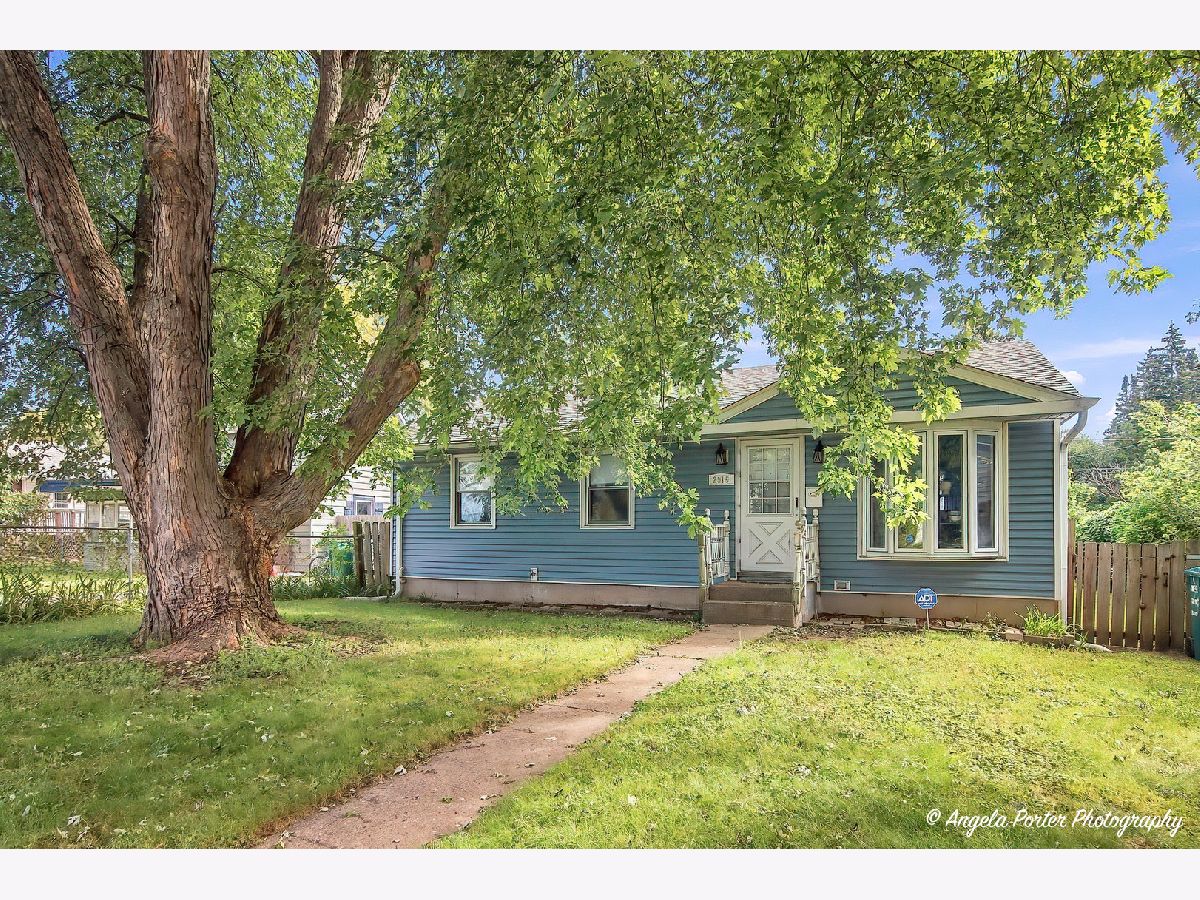  For Sale Zion Illinois, 2315 Gilead Avenue
