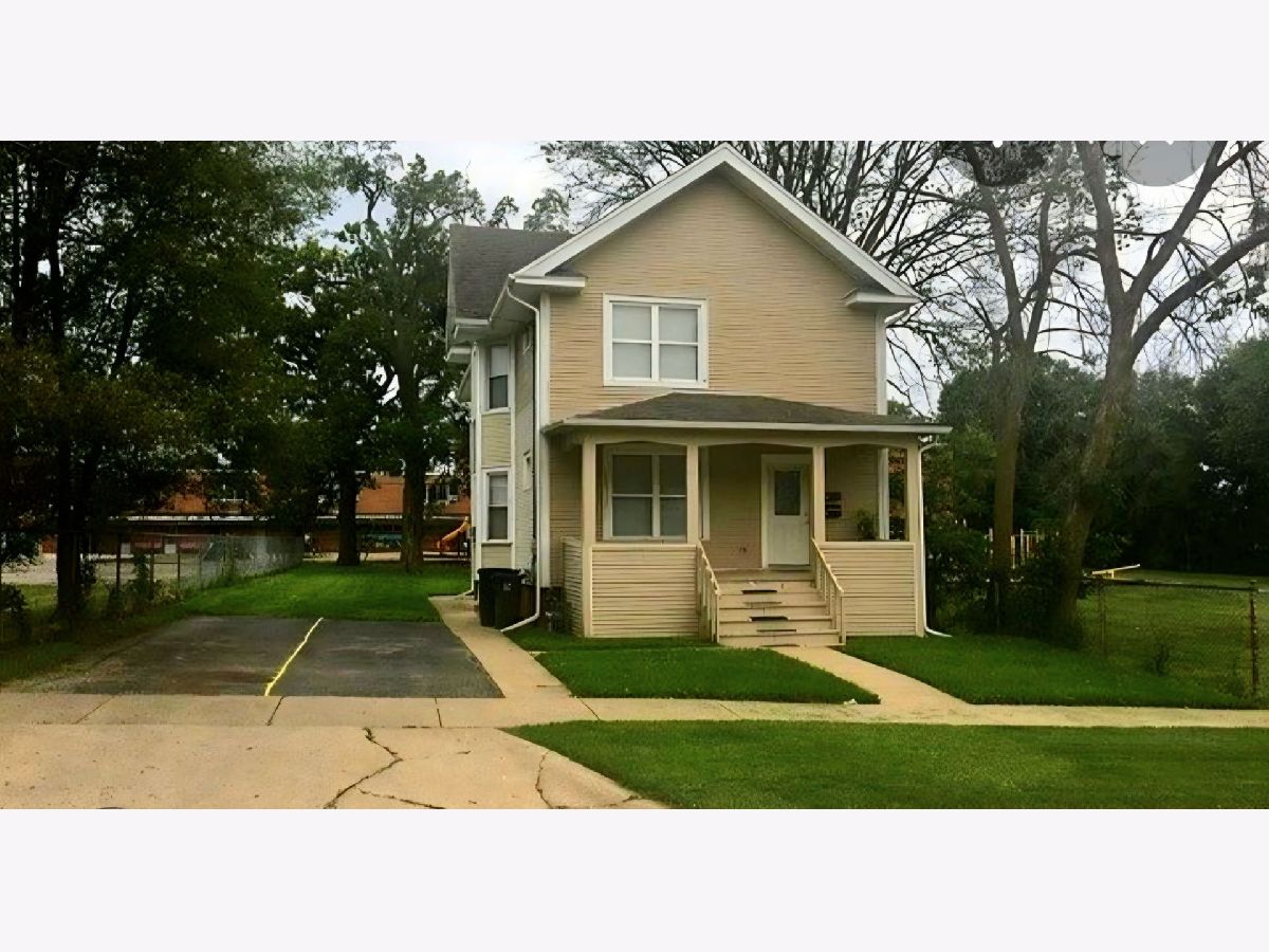  For Sale Waukegan Illinois, 525 South Avenue