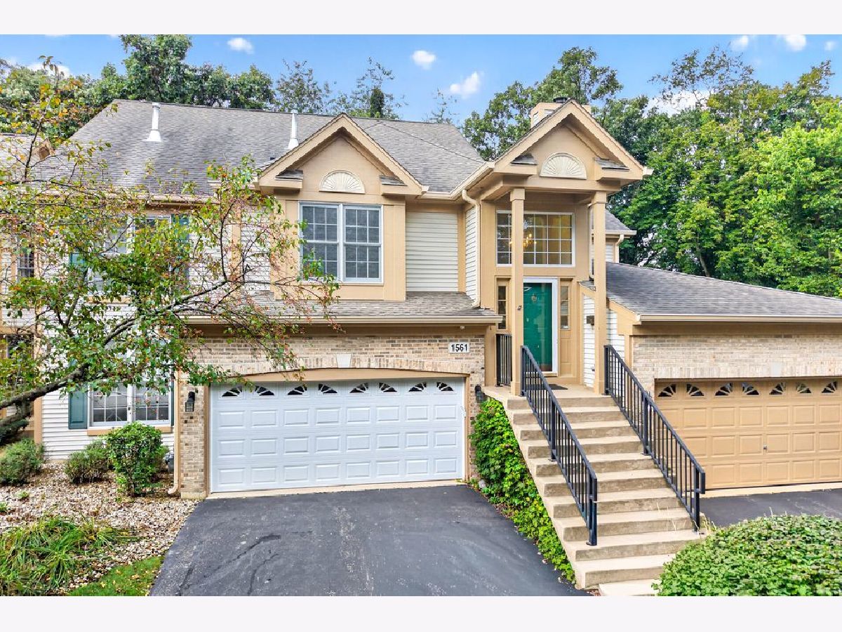Townhomes For Sale Baileywood Naperville Illinois, 1561 Treeline Court
