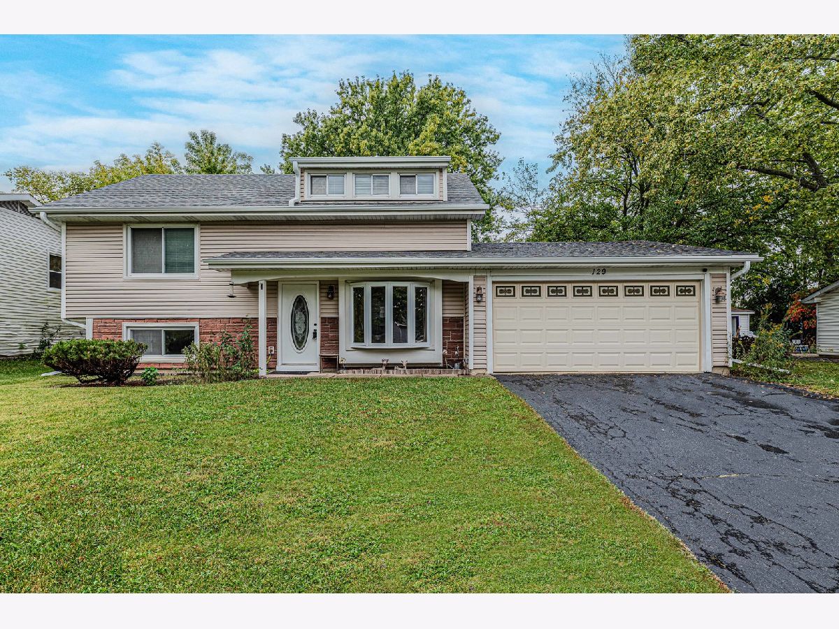  For Sale Bolingbrook Illinois, 129 Delaware Drive