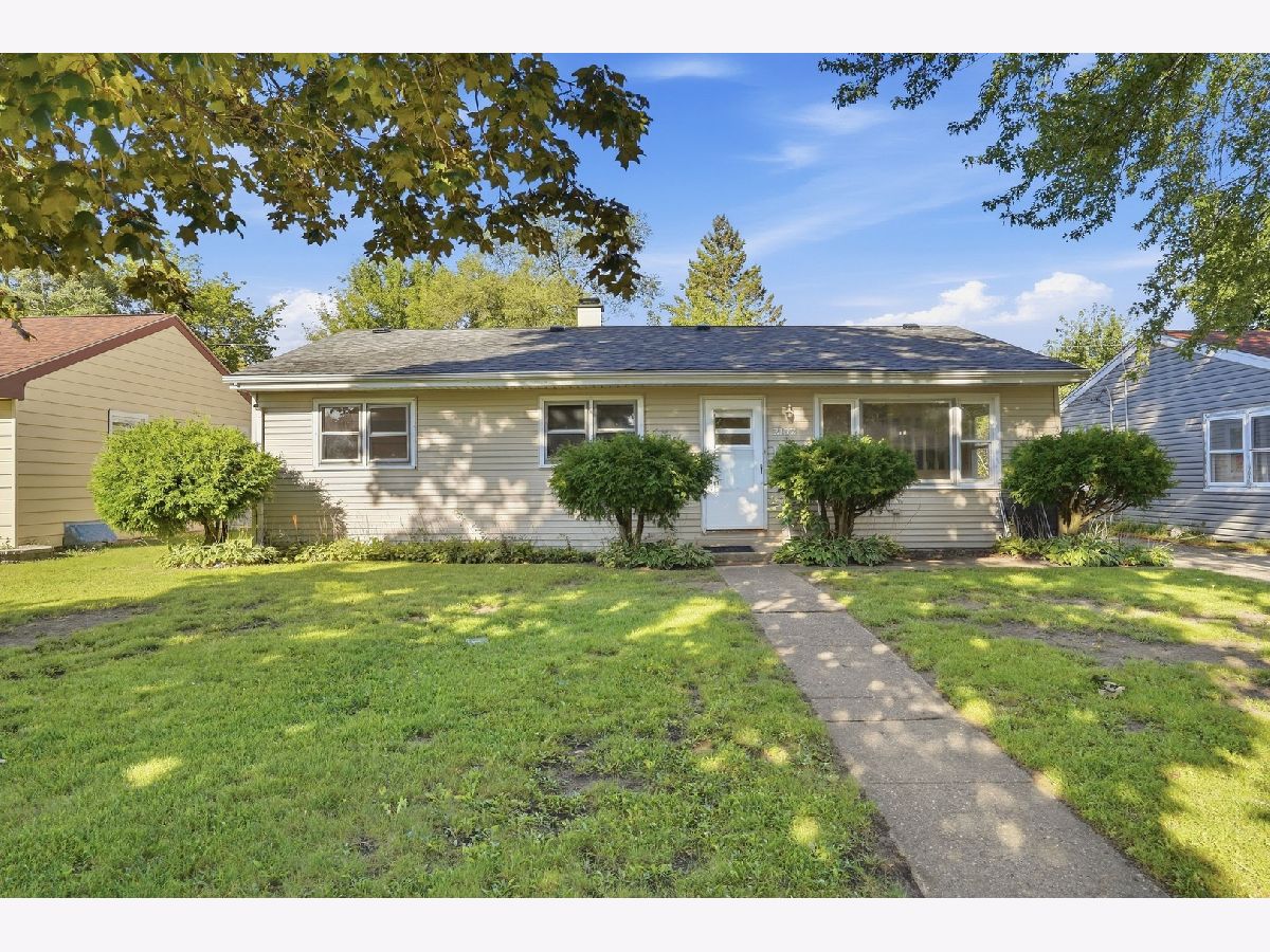  For Sale Waukegan Illinois, 2132 Linden Avenue