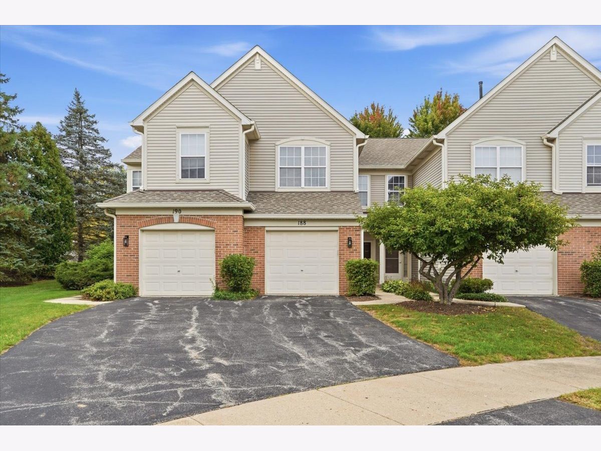  For Sale Grayslake Illinois, 188 Stockton Drive