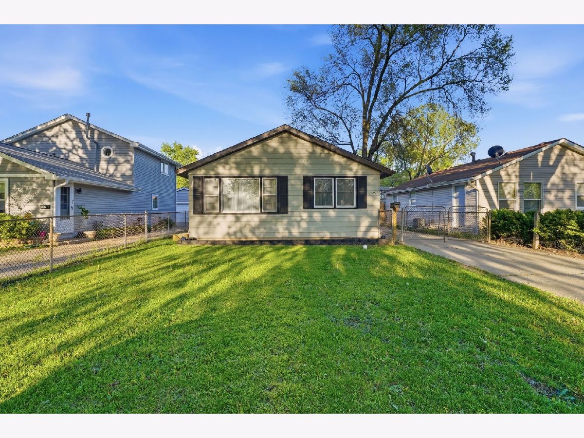  For Rent Round Lake Park Illinois, 125 Bellevue