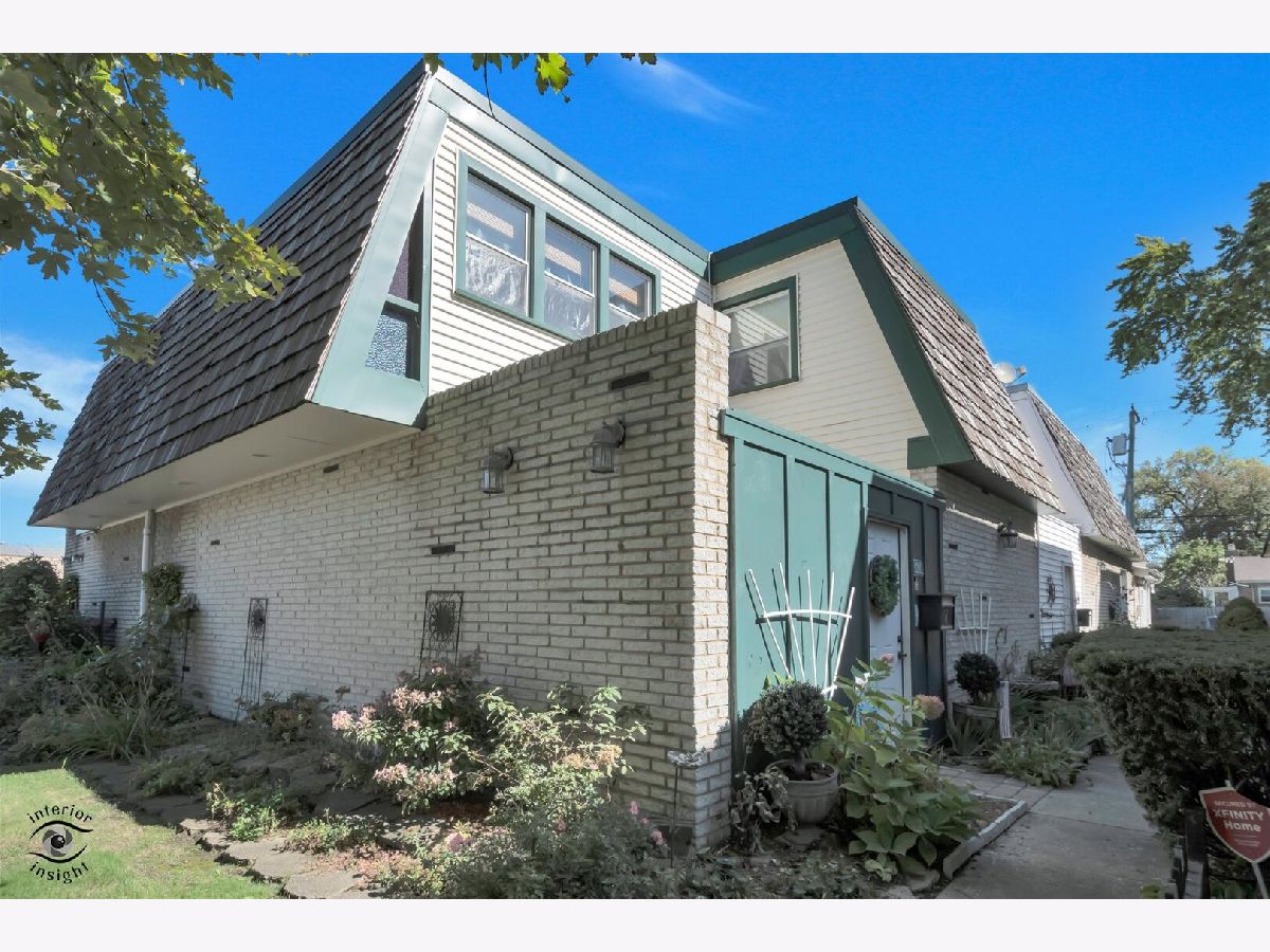  For Sale Evergreen Park Illinois, 9201 Kedzie Avenue