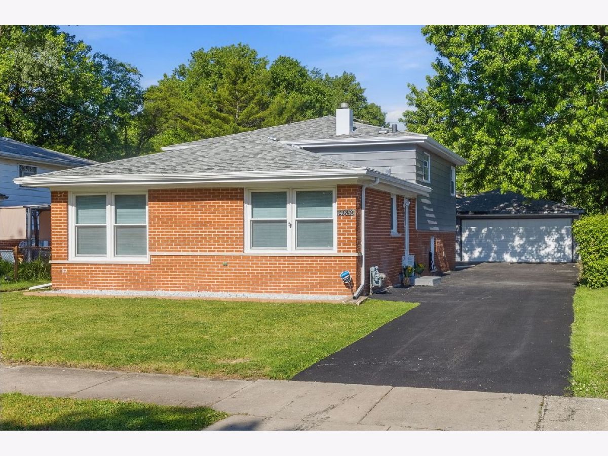  For Sale Midlothian Illinois, 14850 Homan Avenue