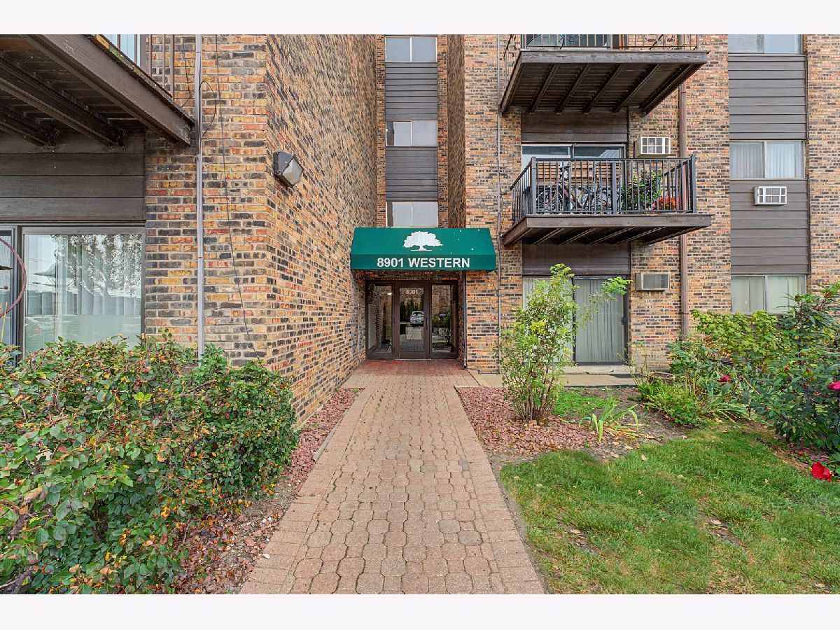  Sold Des Plaines Illinois, 8901 Western
