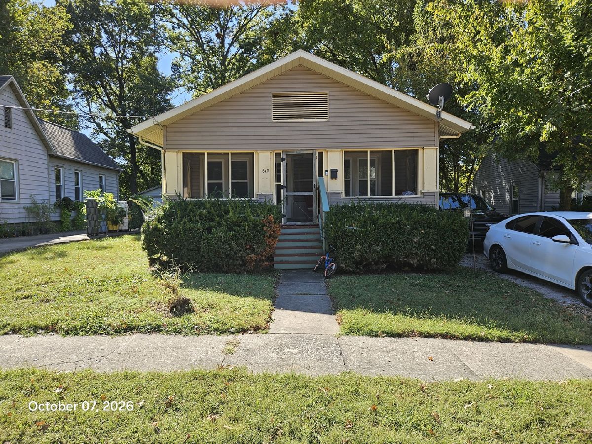  For Sale Carbondale Illinois, 613 Elm Street