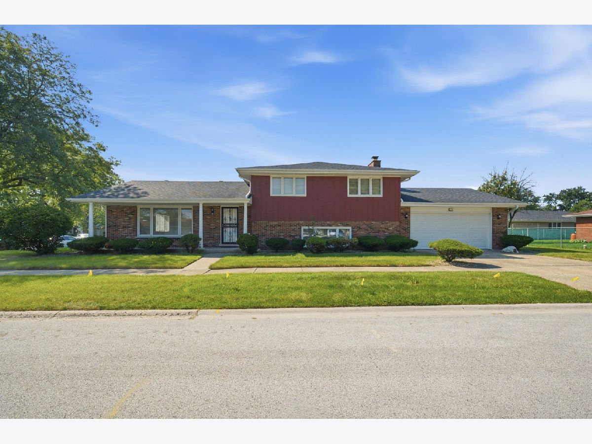  For Sale South Holland Illinois, 1103 166th Place