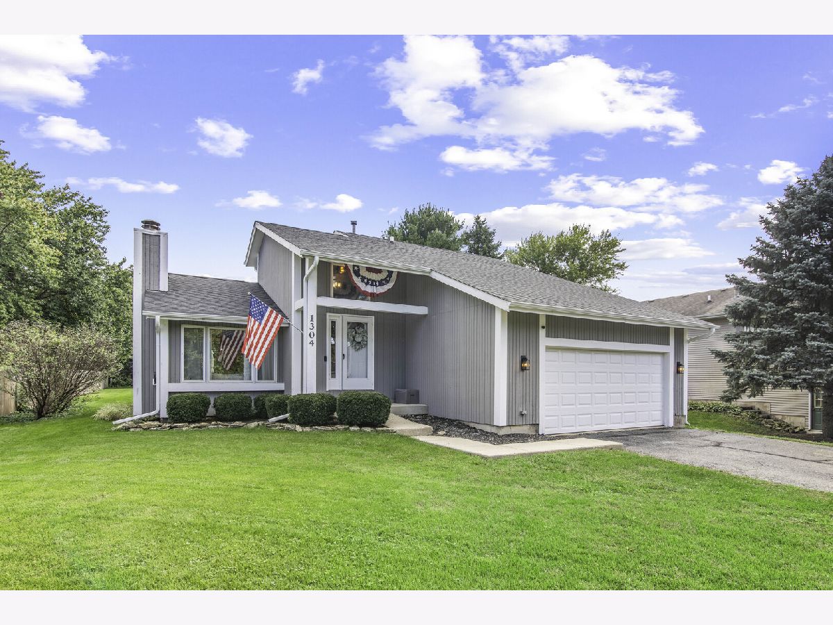  For Sale Lake Holiday Illinois, 1304 Reva Lane