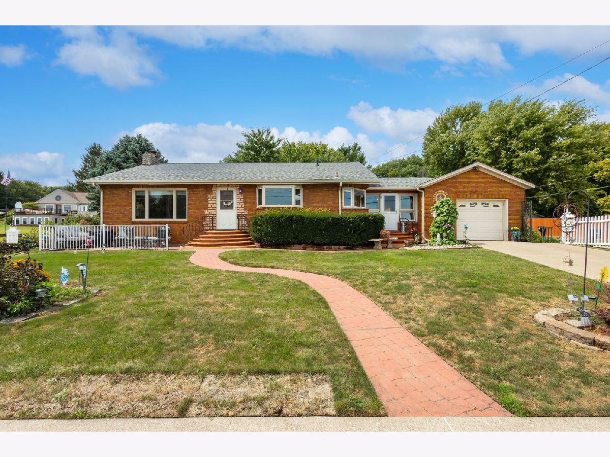  For Sale Leclaire Iowa, 21780 Great River Road