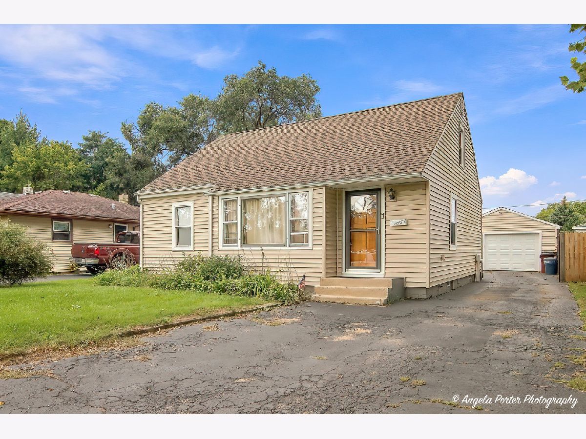  For Sale Winthrop Harbor Illinois, 1124 Fulton Avenue