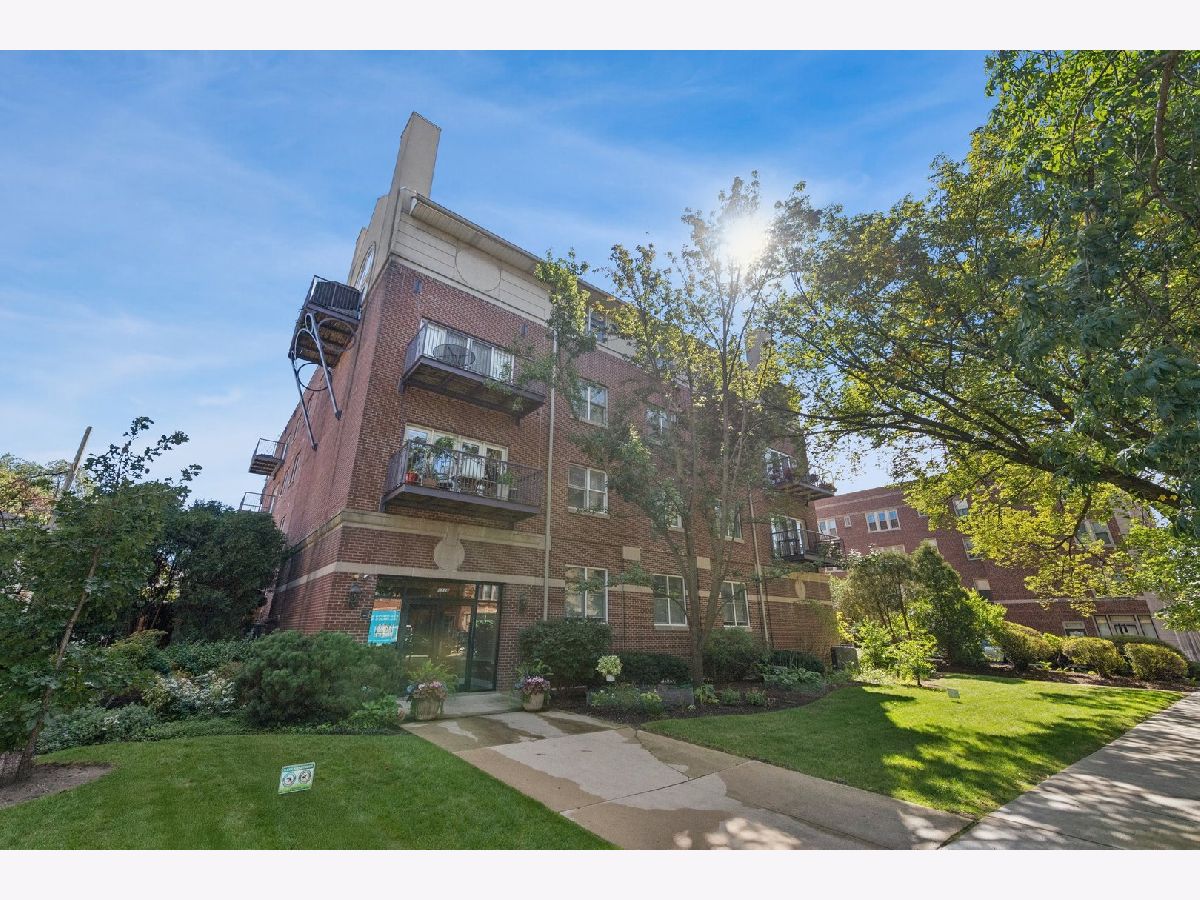  For Sale Evanston Illinois, 1319 Chicago Avenue