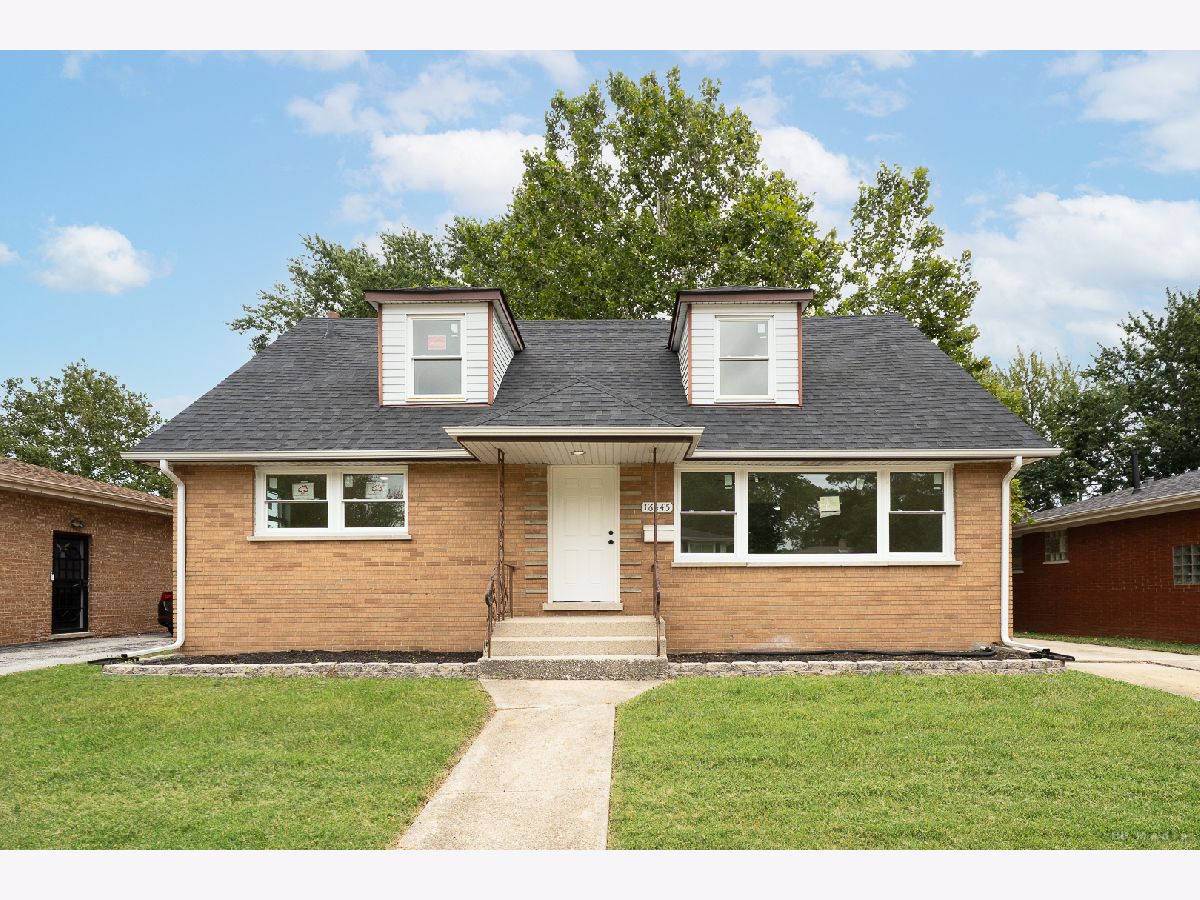  For Sale South Holland Illinois, 16445 Dobson Avenue