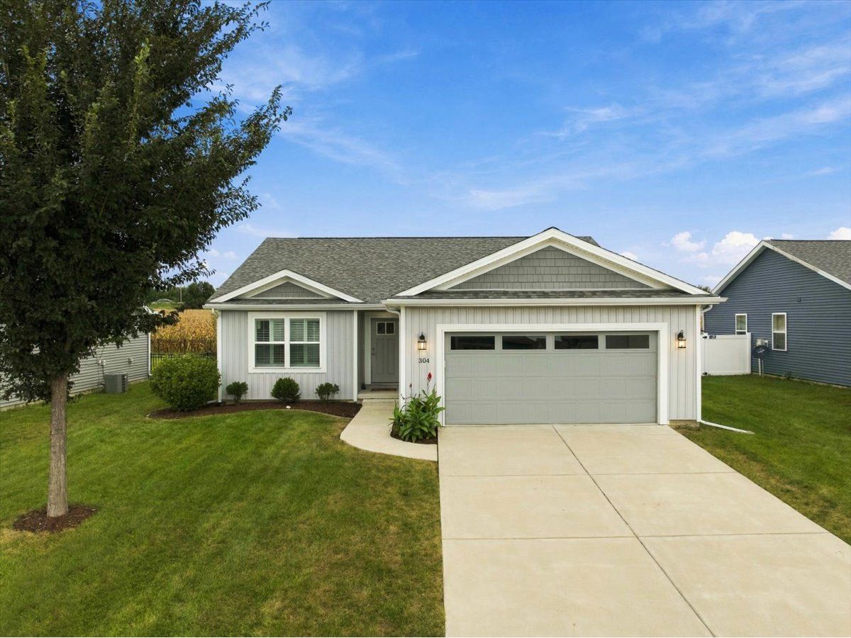  For Sale Normal Illinois, 304 Bobwhite Way