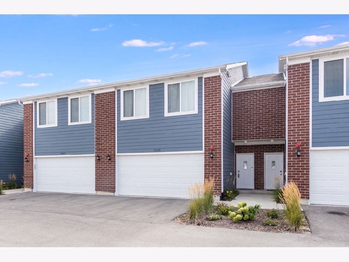  For Sale Yorkville Illinois, 1035 Gillespie Lane