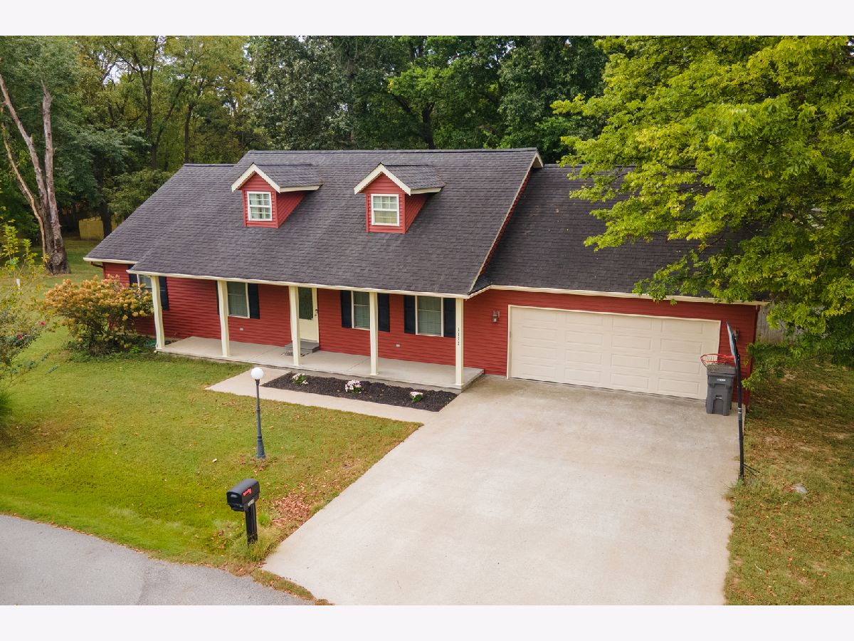  For Sale Carterville Illinois, 1112 Line Drive