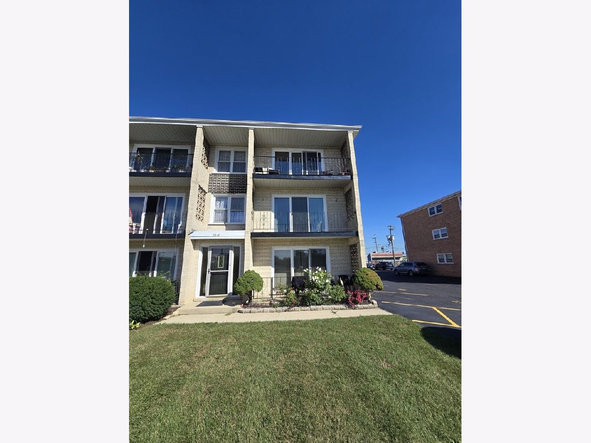  For Rent Bridgeview Illinois, 7816 79