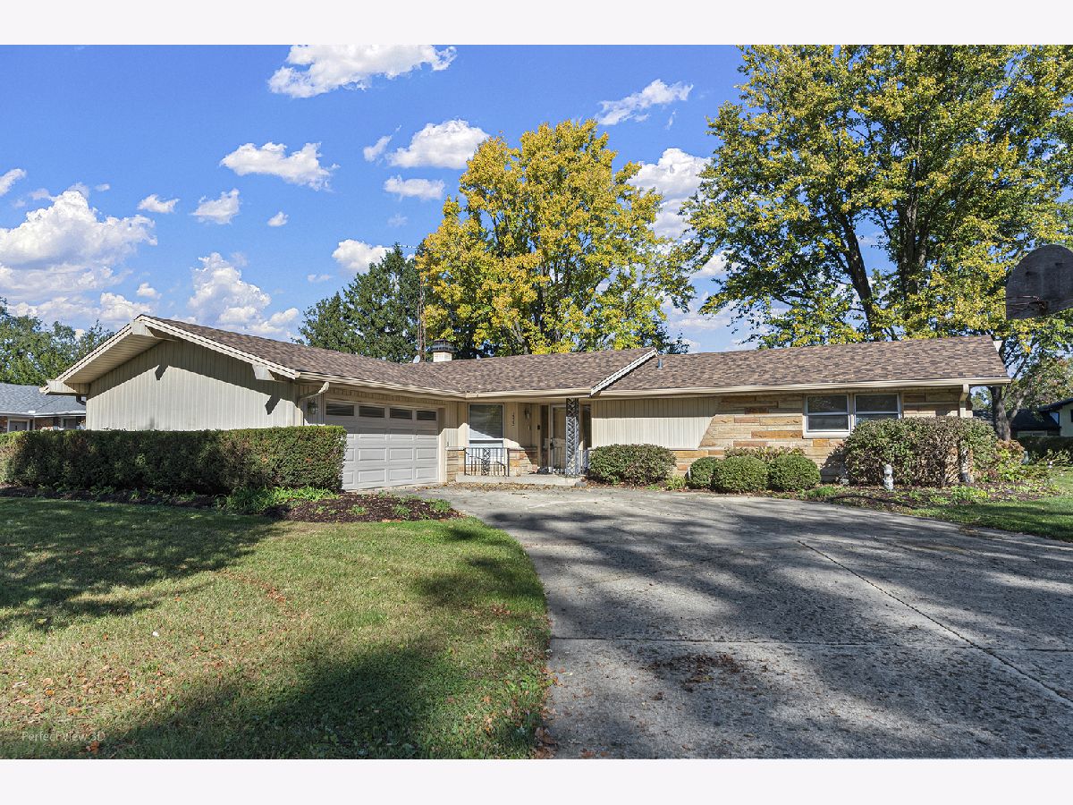  For Sale Joliet Illinois, 3233 Rosemont Drive