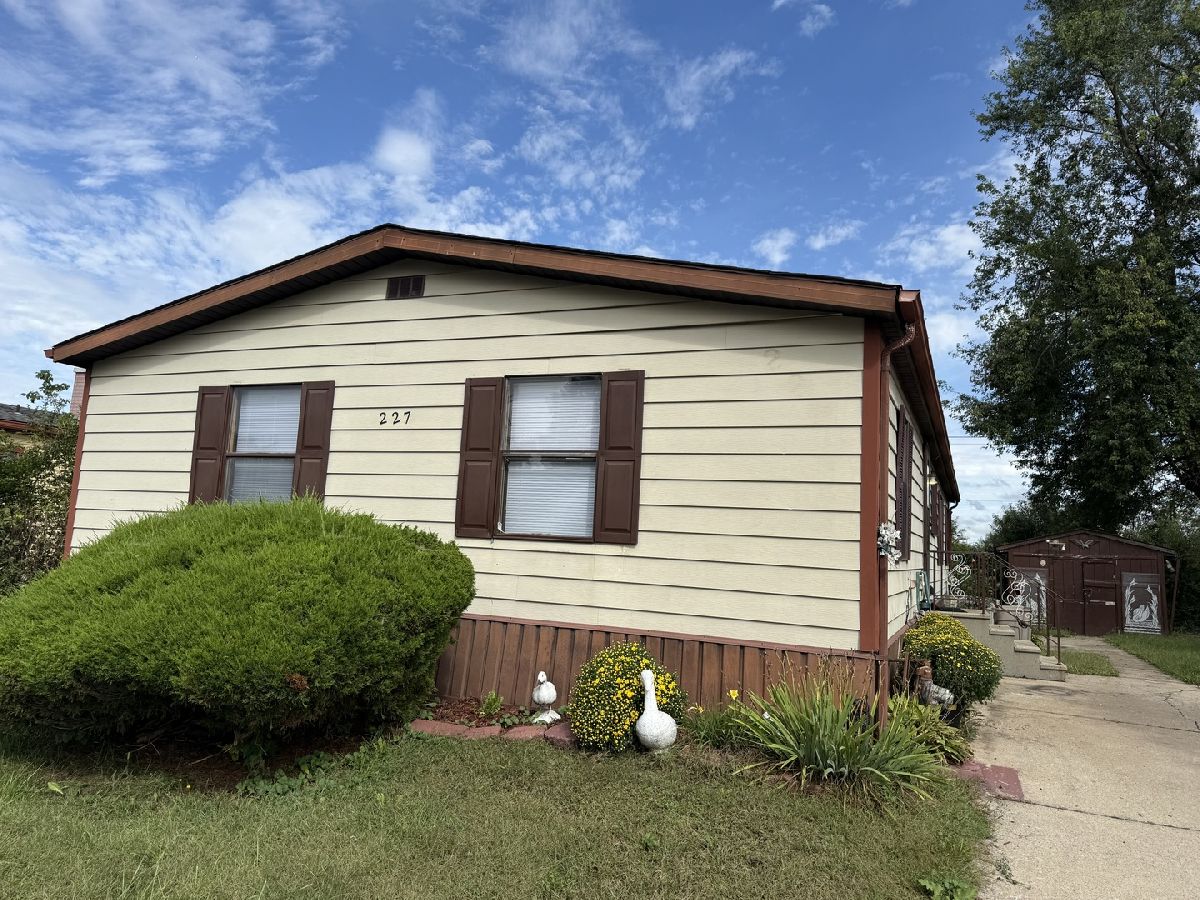 Subdivision For Sale Timber Ridge Park Matteson Illinois, 227 Blackthorn Road