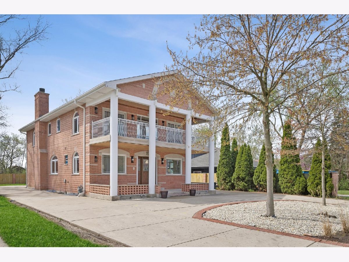  For Sale Countryside Illinois, 9807 57th Street