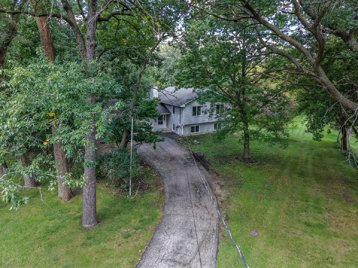  Sold Woodstock Illinois, 951 Irving