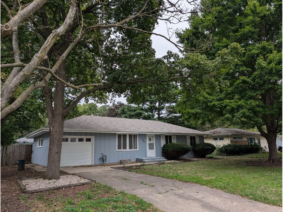  For Sale Champaign Illinois, 1606 Normandy Drive