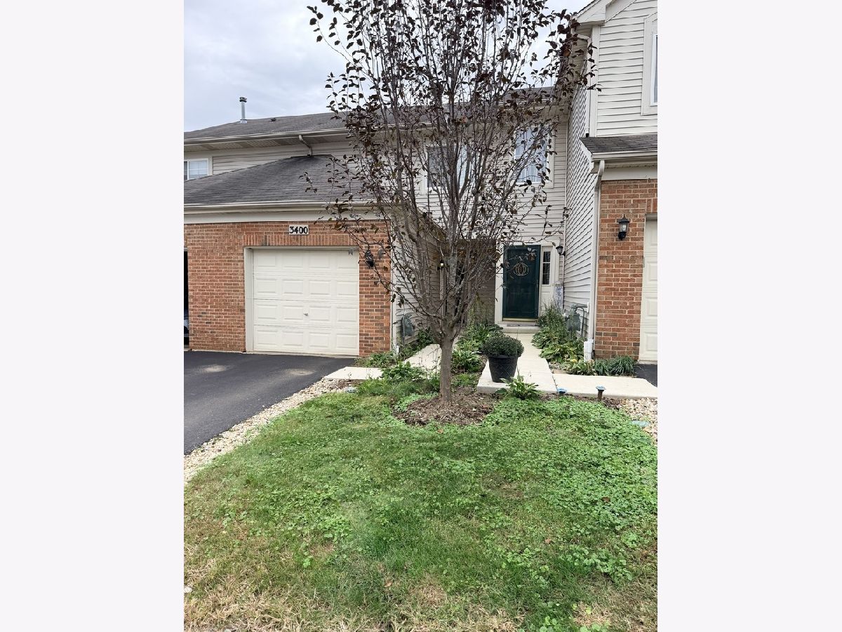  For Rent Carpentersville Illinois, 3400 Blue Ridge