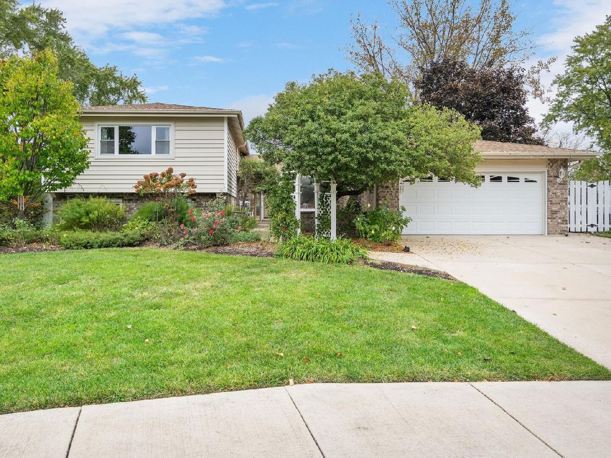  For Sale Addison Illinois, 815 Rumple Lane