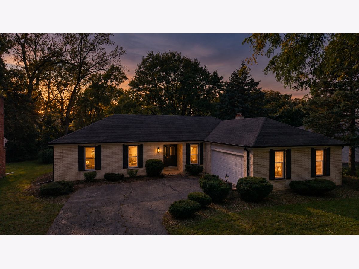 Homes For Sale Orchard Brook Downers Grove Illinois, 3524 Saratoga Avenue