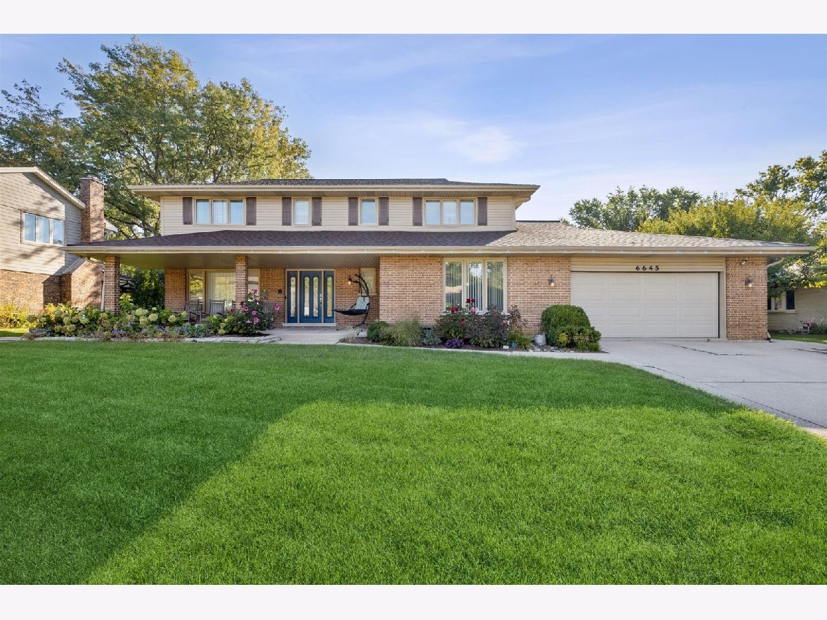  For Sale Willowbrook Illinois, 6645 Sheffield Lane