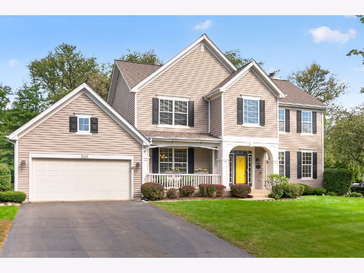  For Sale West Dundee Illinois, 1068 Fox