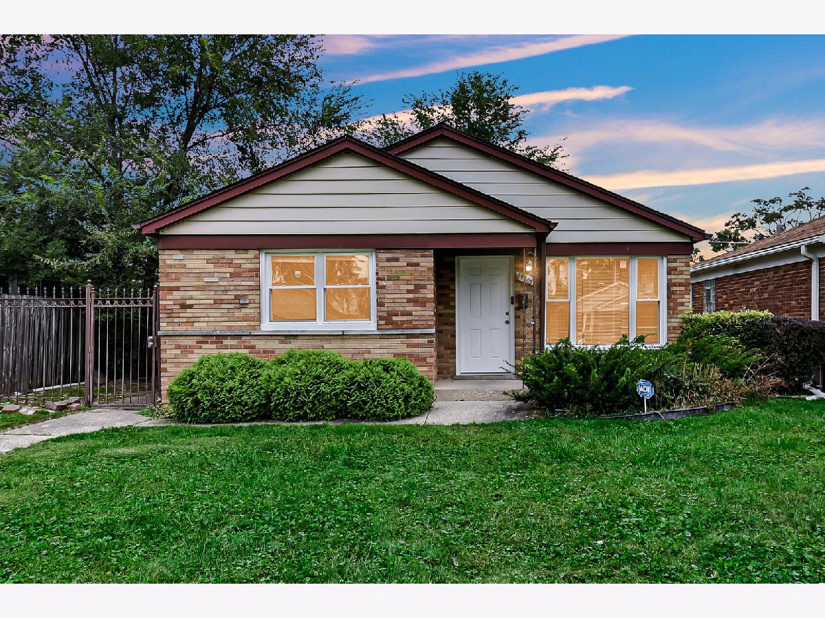  For Sale Dolton Illinois, 14905 Edbrooke Avenue