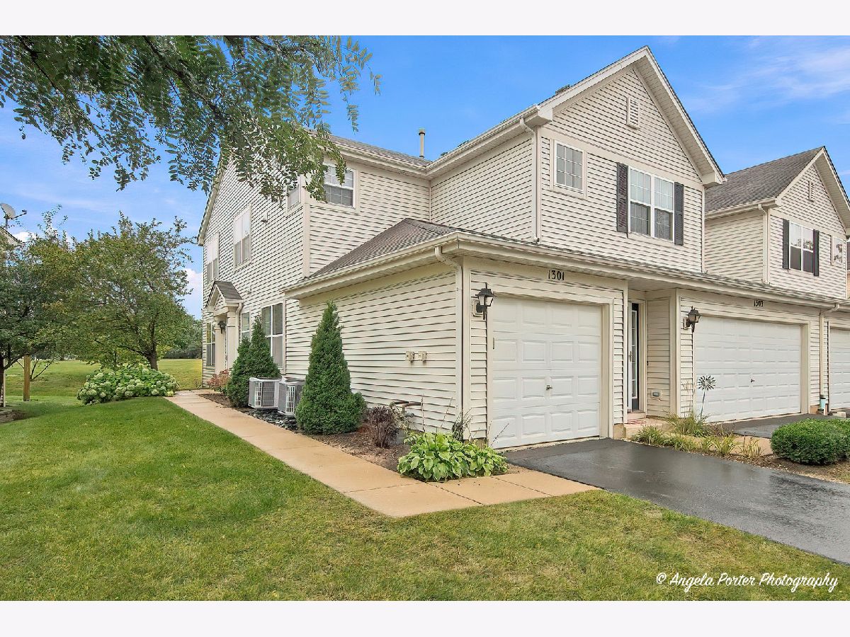  For Sale Volo Illinois, 1301 Waverly Drive