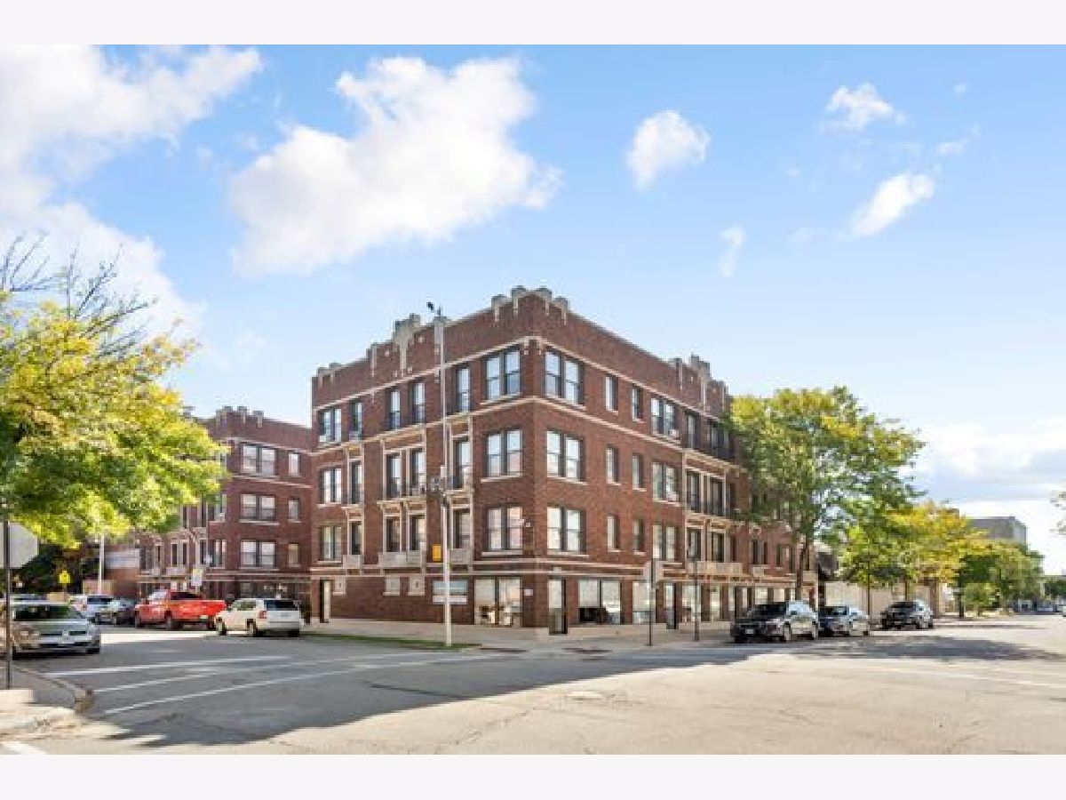  Rented Chicago Illinois, 1655 Jonquil