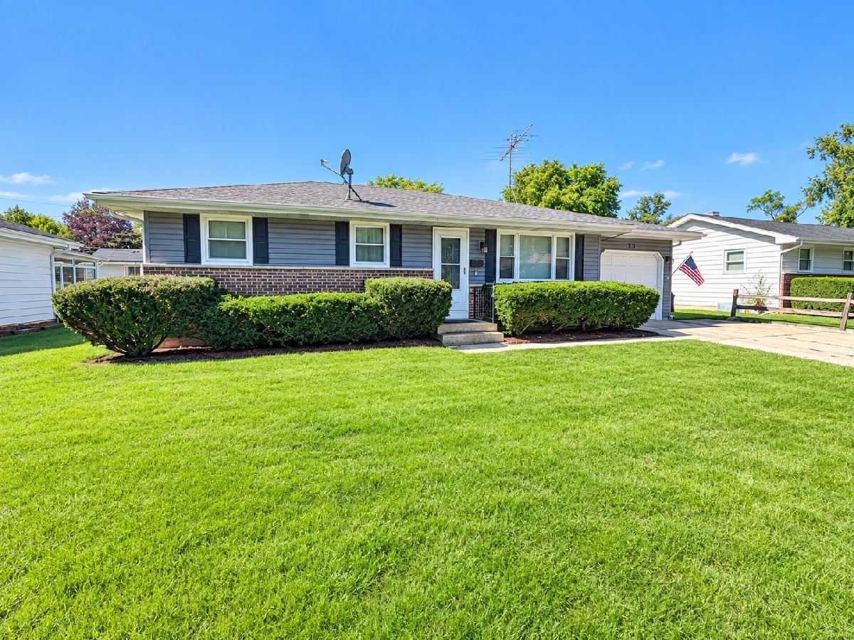  For Sale South Elgin Illinois, 194 Patrick Drive