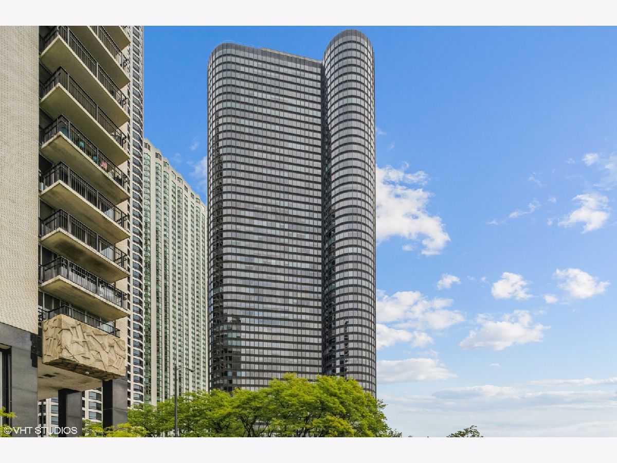 Condos & Townhomes For Rent Harbor Point Chicago Illinois, 155 Harbor
