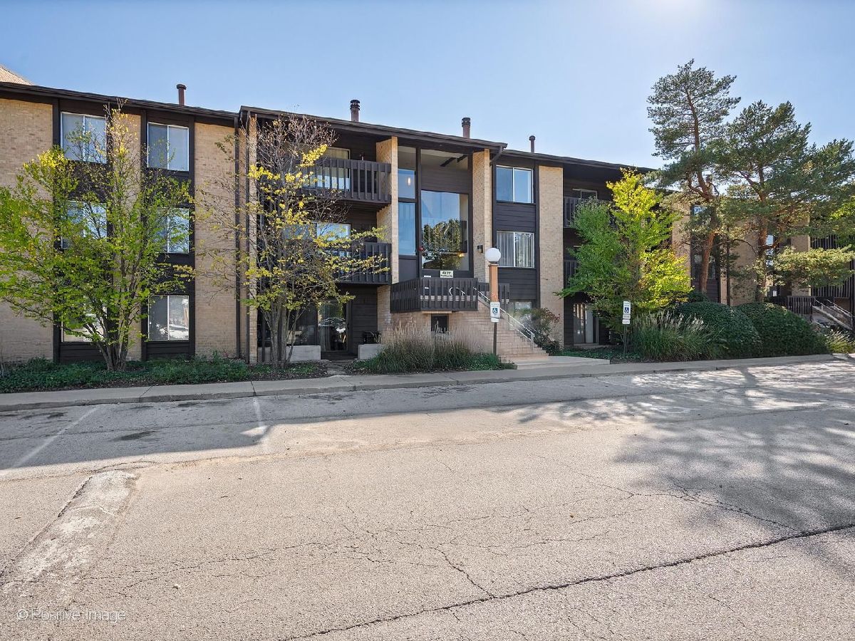  For Sale Willowbrook Illinois, 6177 Knoll Wood Road