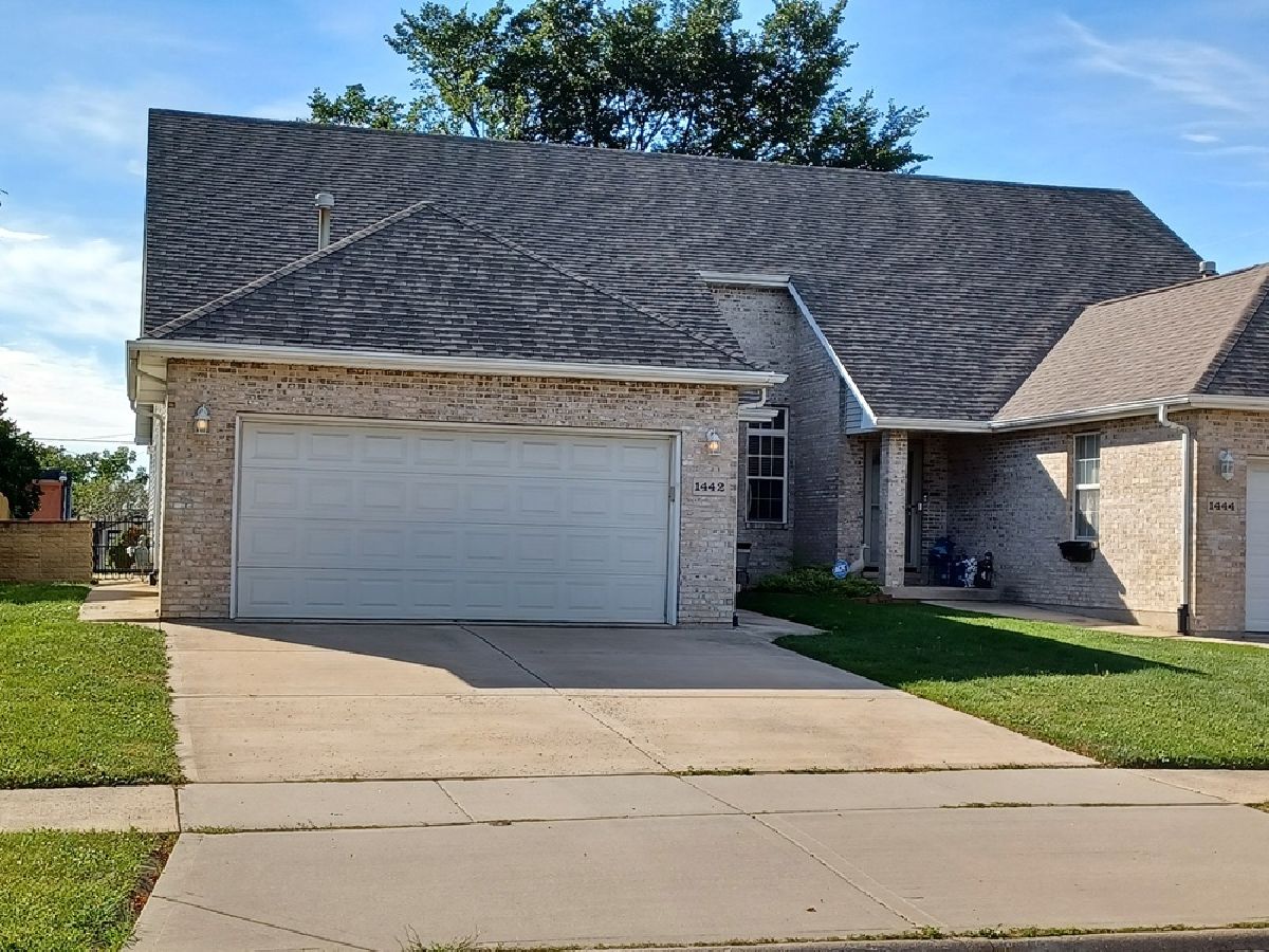  Rented Joliet Illinois, 1442 Coral Bell