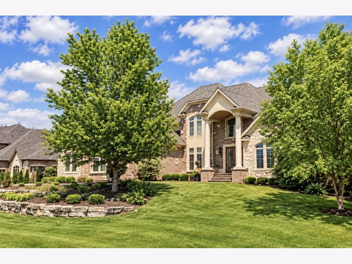  Short Sale Palos Park Illinois, 110 Forest Edge Drive