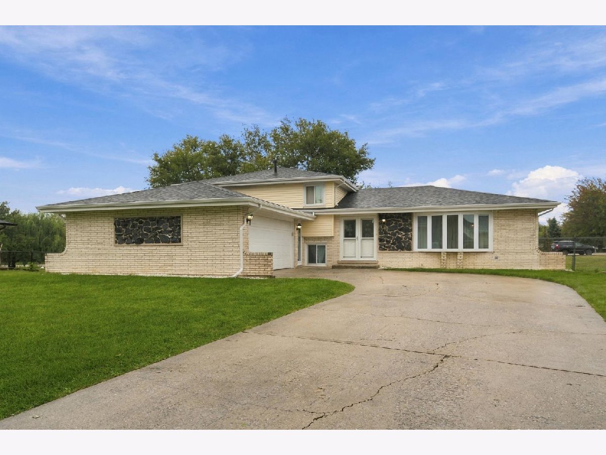  For Sale Orland Park Illinois, 12025 Winchester Road
