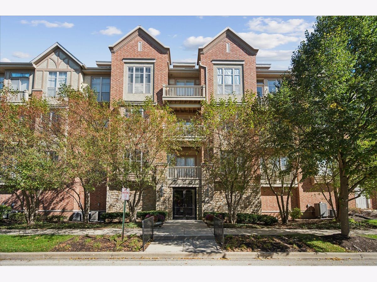  For Sale Northbrook Illinois, 1781 Tudor Lane
