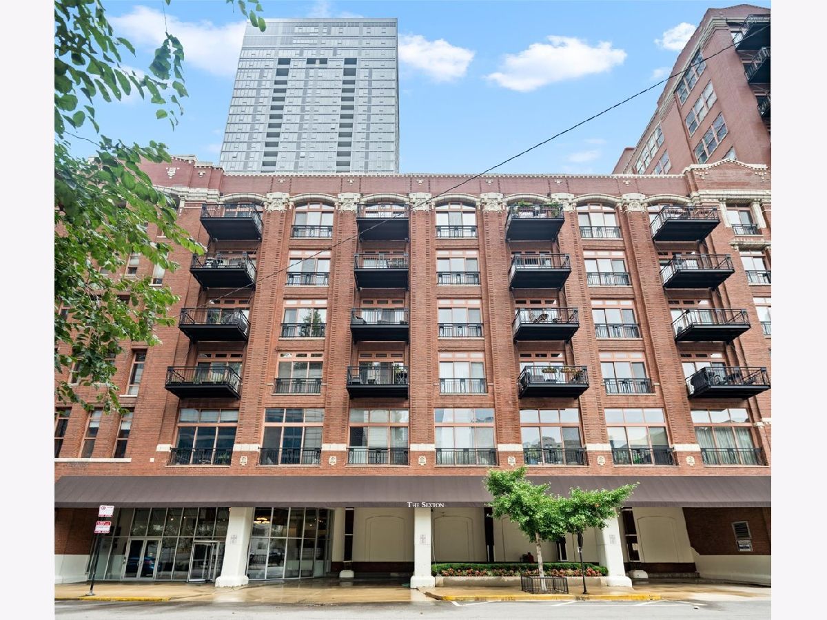 Condos & Townhomes For Sale Sexton Lofts Chicago Illinois, 360 Illinois Street