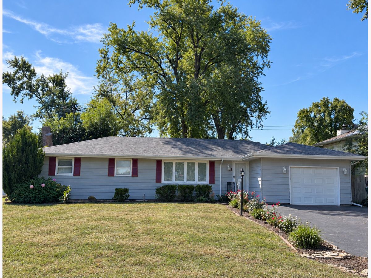 Homes For Sale Waldron Acres Kankakee Illinois, 11 Strasma South Drive